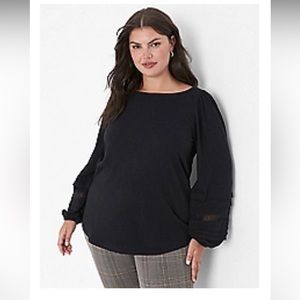 Subtle Swing 3/4 Pin Tuck Sleeve top
